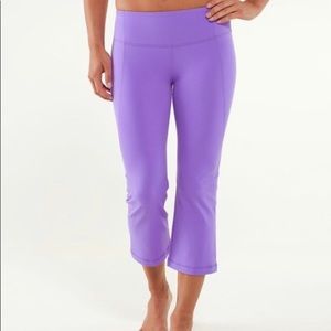 Lululemon Gather & Crow Crop Leggings